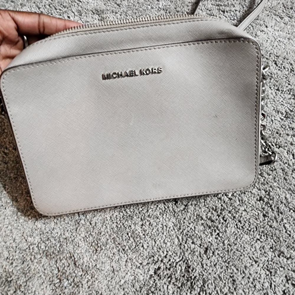 Micheal Kors medium crossbody bag - Picture 4 of 5